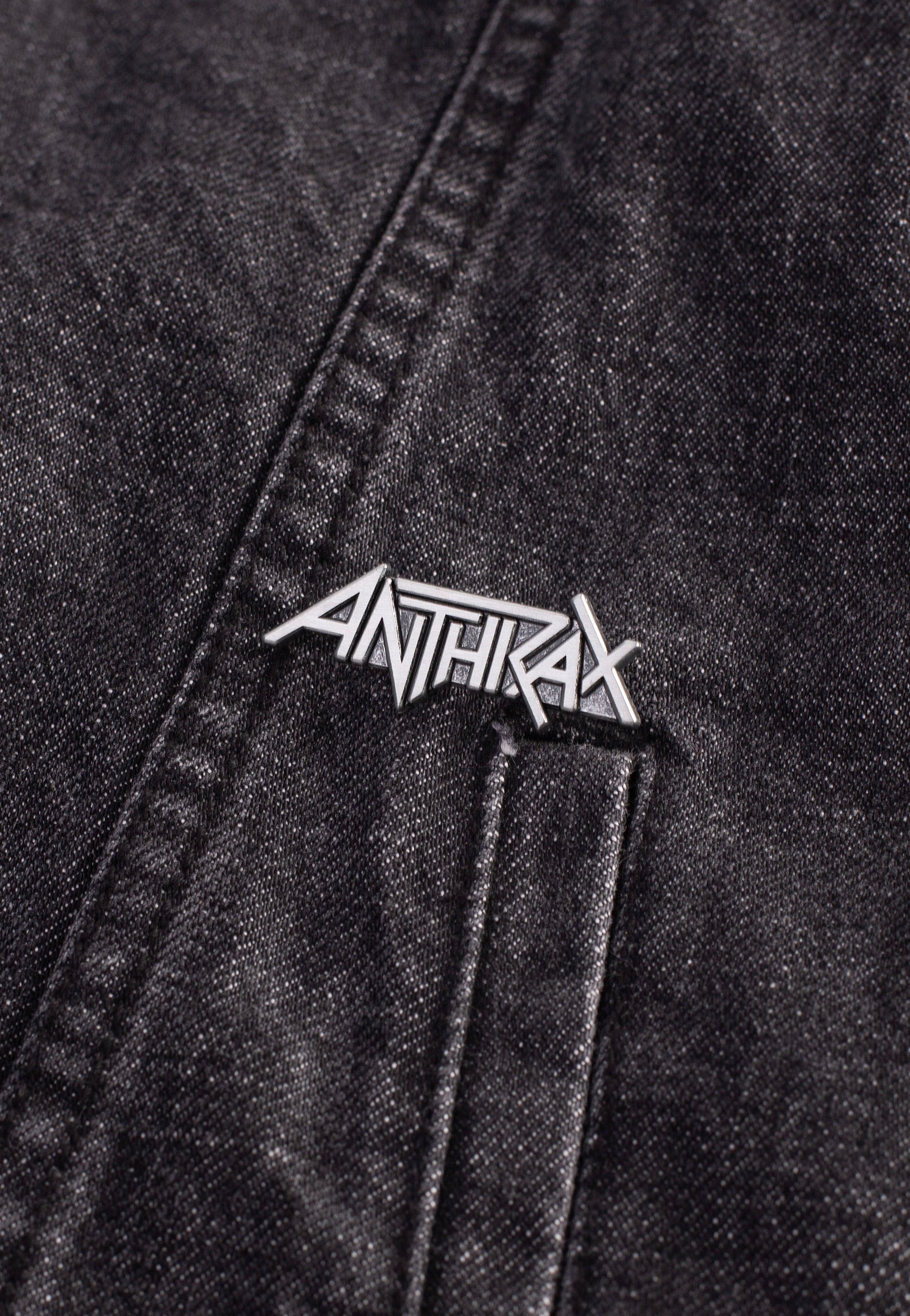 Anthrax Logo Pin spilla in metallo grigia