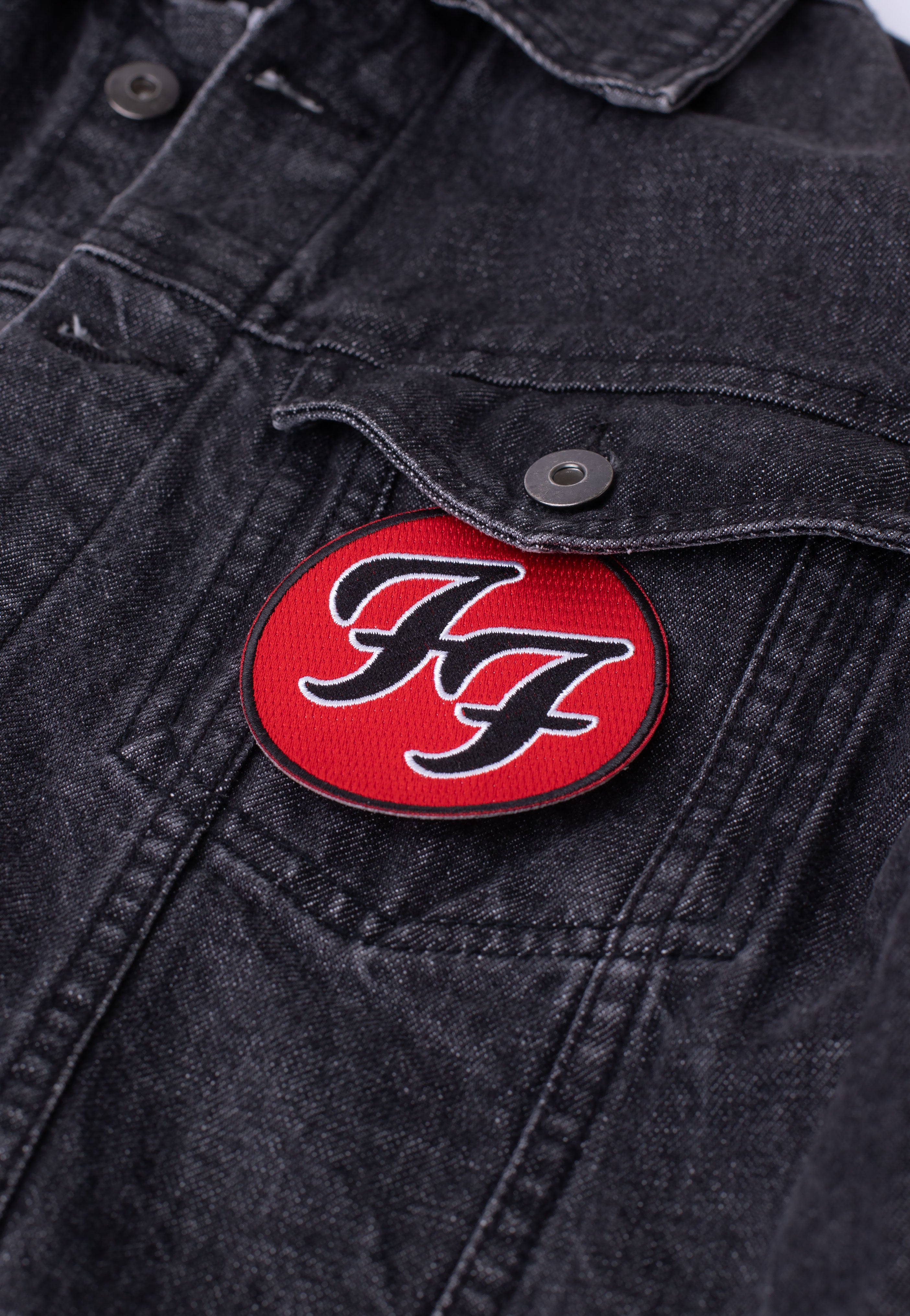 Foo Fighters Logo patch ricamata rossa