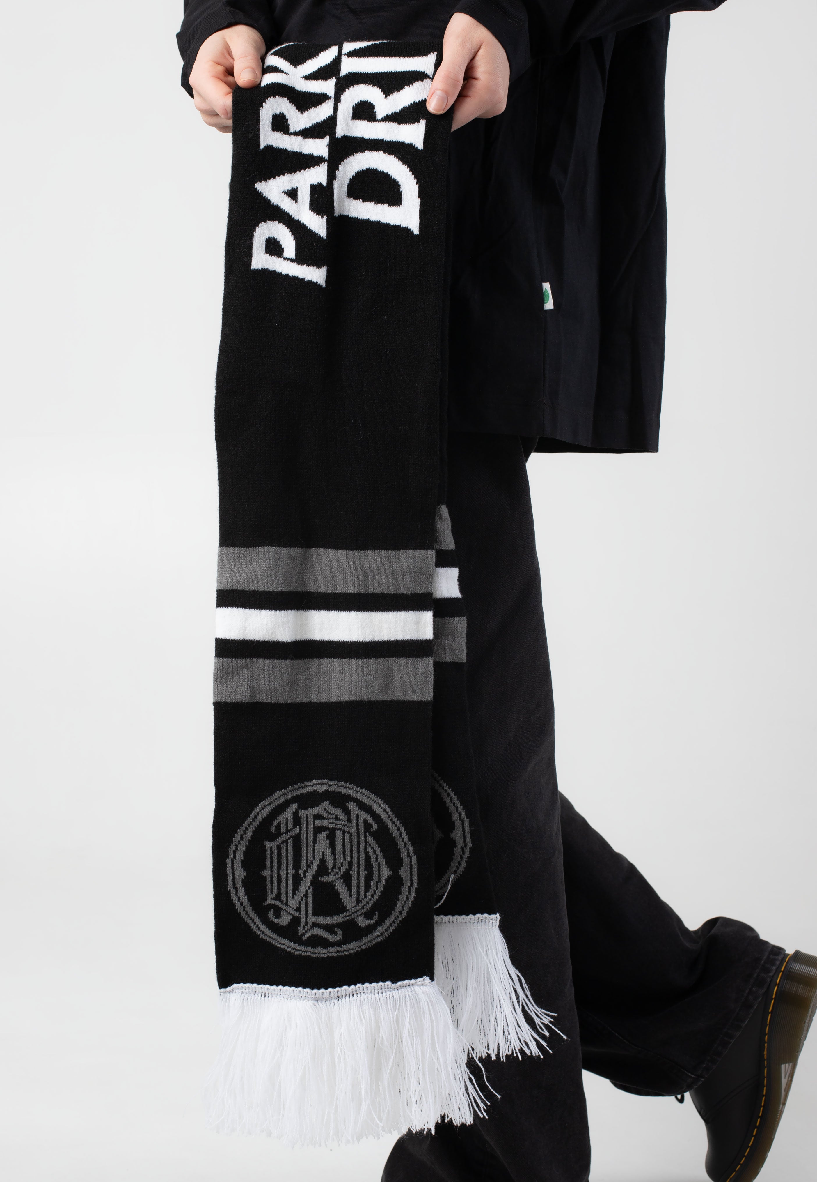 Parkway Drive Darker Still Sciarpa nera knit onesize