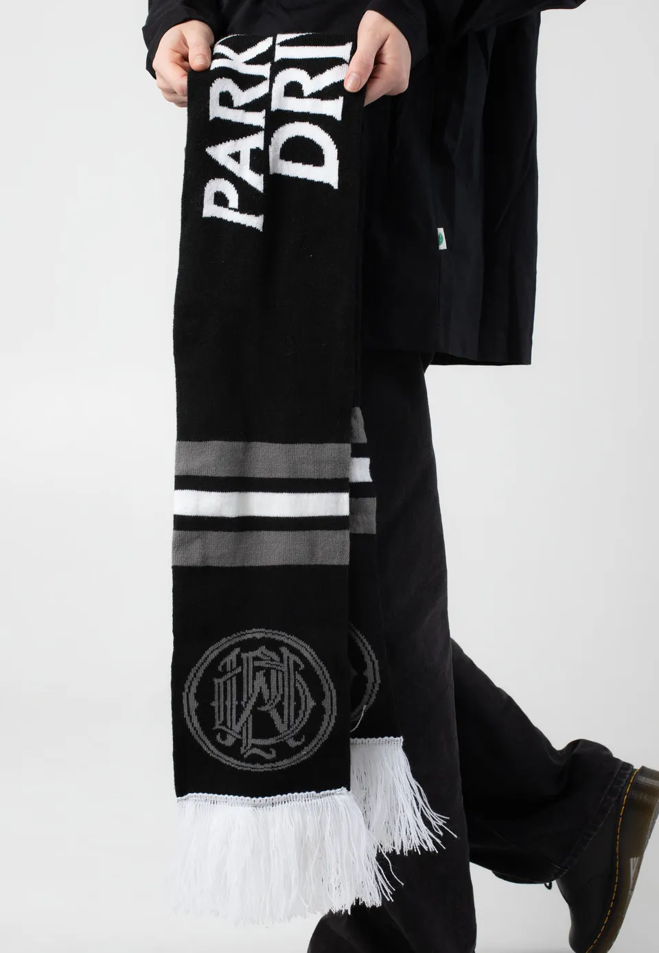 Parkway Drive Darker Still Sciarpa nera knit onesize