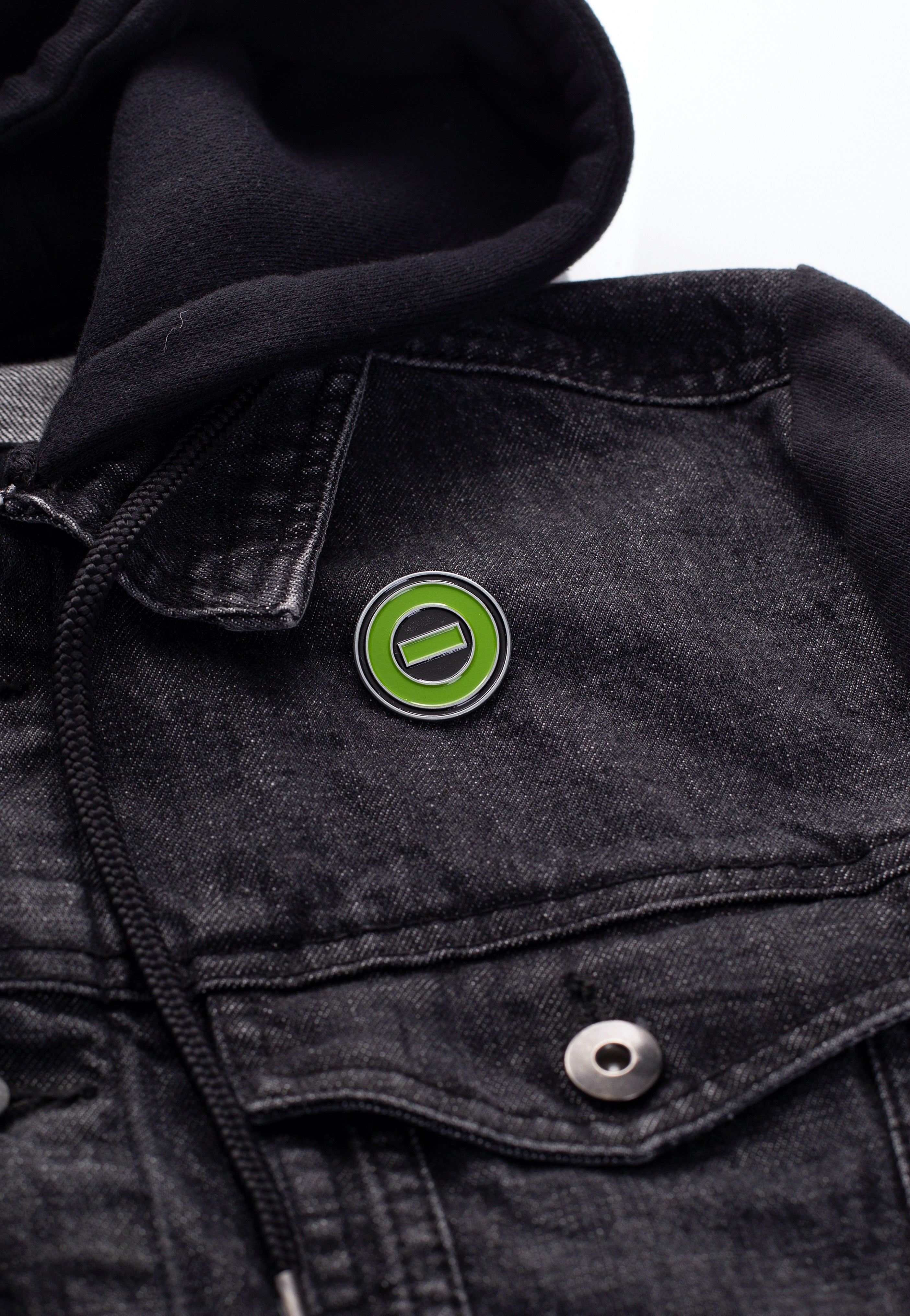Type O Negative Negative Symbol Spilla smaltata verde