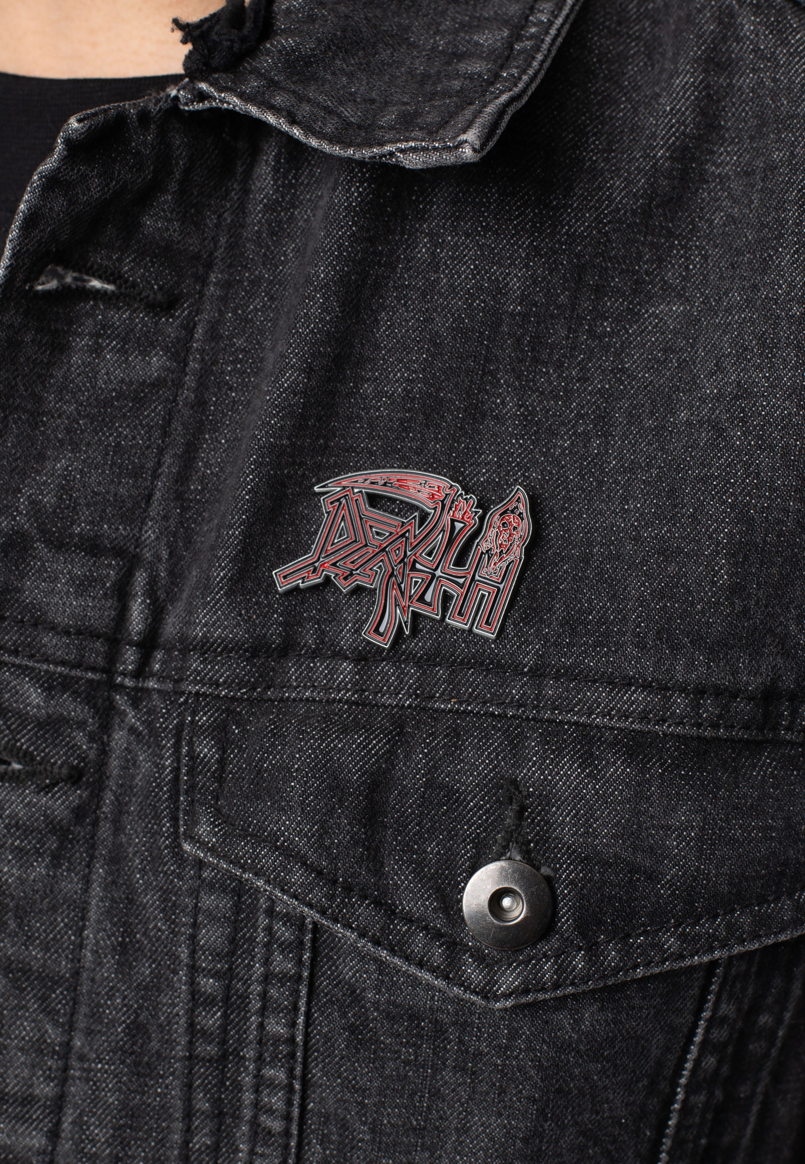 Death Human Logo pin multicolore death metal