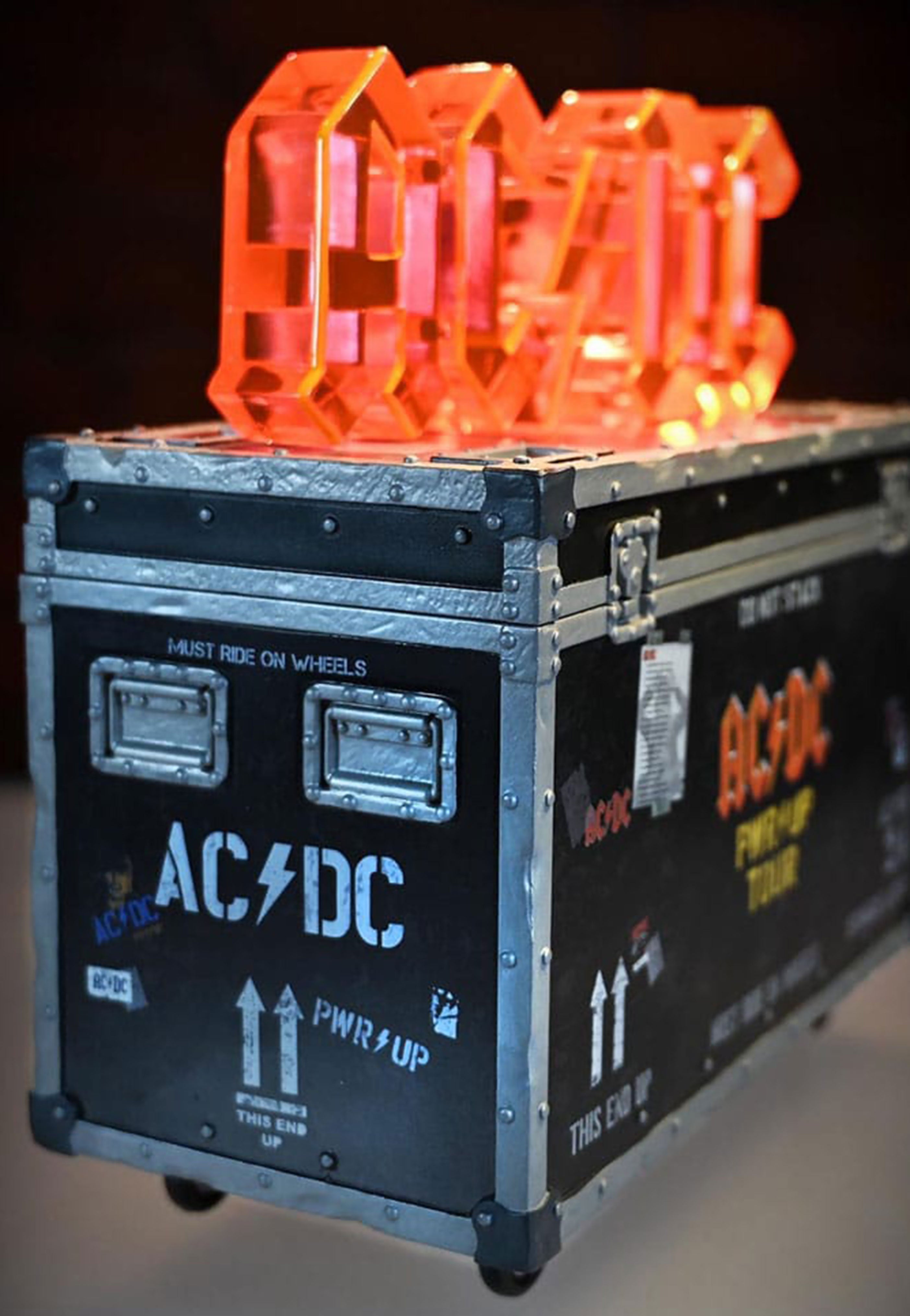 AC/DC PWR UP Tour Road Case Statua Rock Iconz