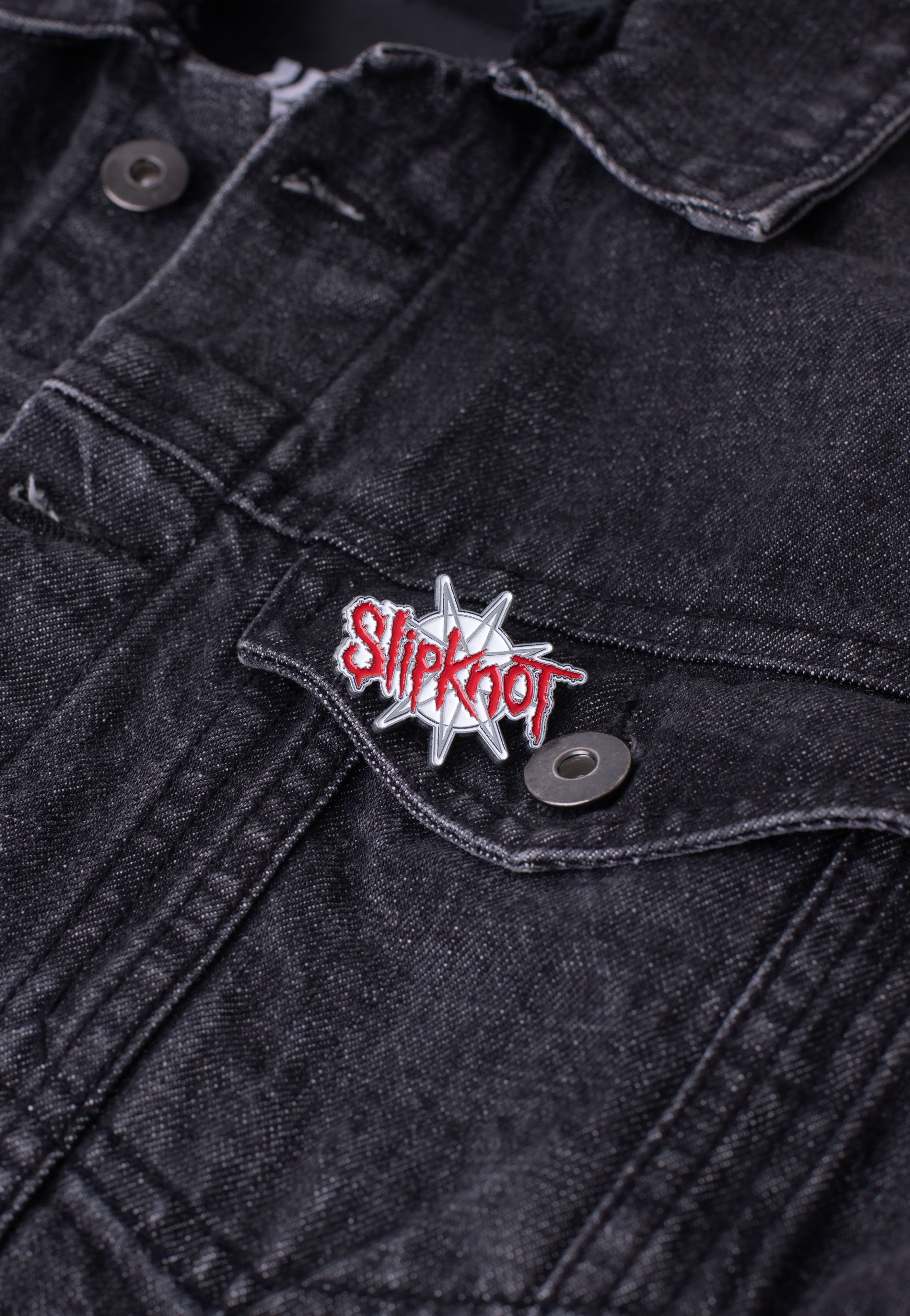 Slipknot 9-Point Star spilla smaltata multicolore