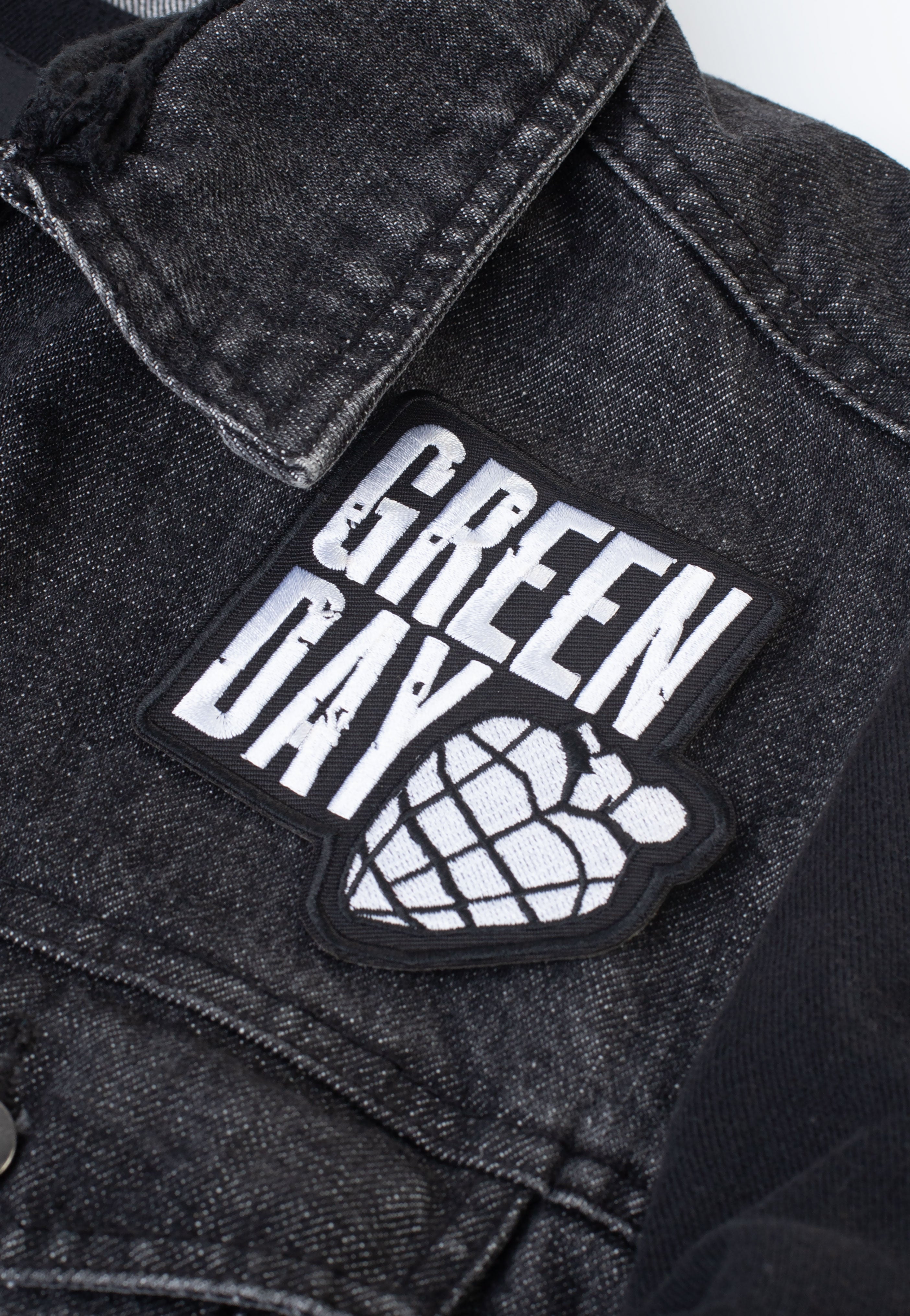 Green Day Stacked Logo Grenade Patch Toppa Nera Onesize
