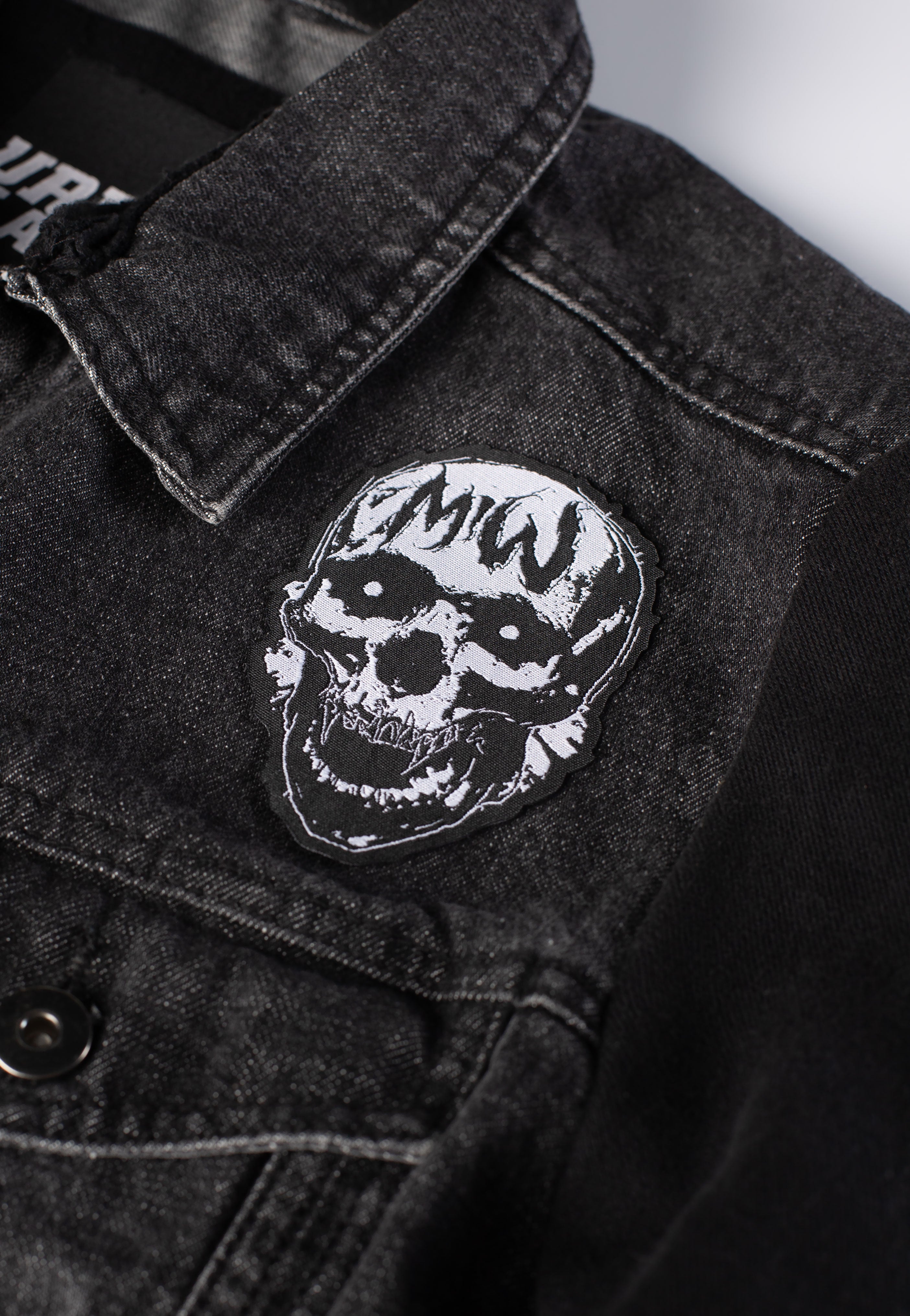 Motionless In White Screaming Skull Patch Nero